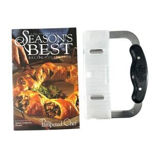Pampered Chef Crinkle Cutter #1062 with Blade Cover + 2000 Season’s Recipe Book